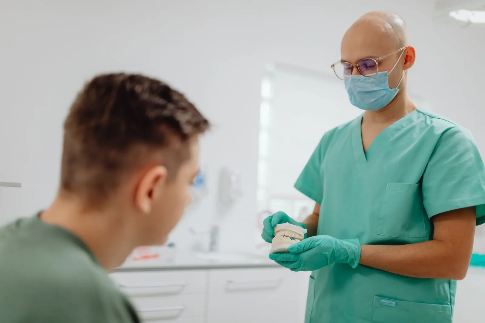 Prosthodontist or General Dentist: Who Should Do Your Implant Work?